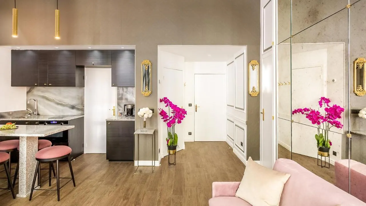 Merveil - Luxury Suite - Marais - Archives I Paris
